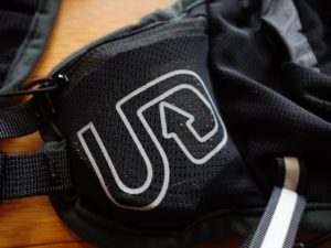 UDfR 011 300x225 - ULTIMATE DIRECTION RUNNERS VEST 4.0